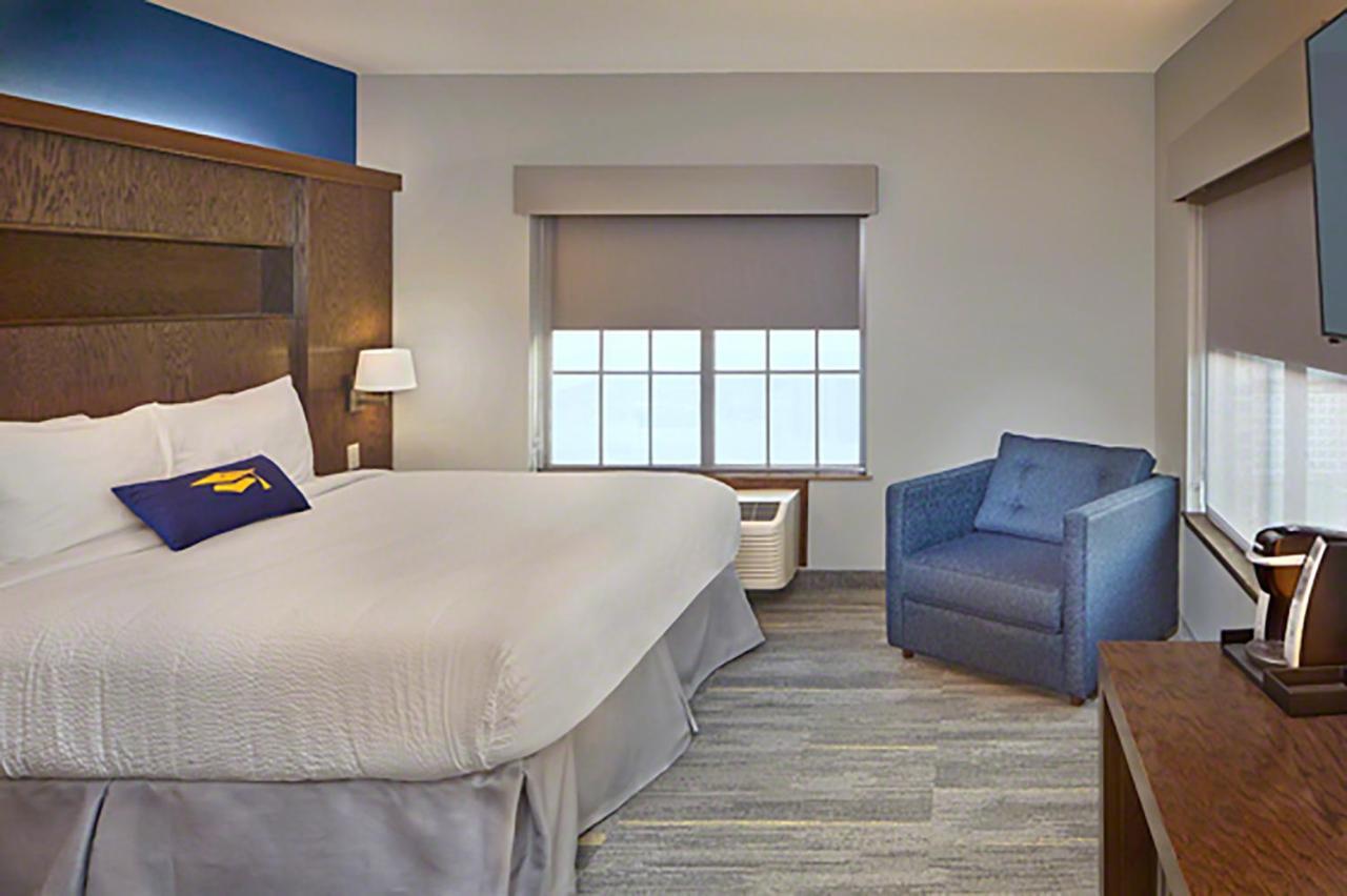 Scholar Morgantown, Tapestry Collection By Hilton Hotel ภายนอก รูปภาพ